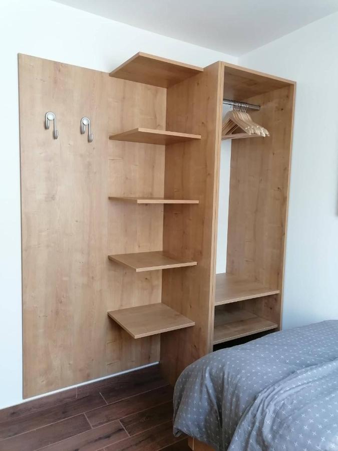 ホテル Blatnikov Hram Dvor エクステリア 写真